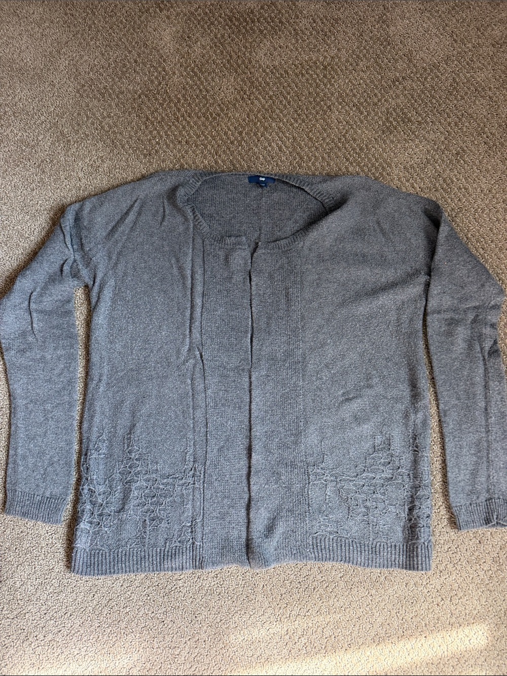 Gap Women’s Gray Knit Crewneck Cardigan